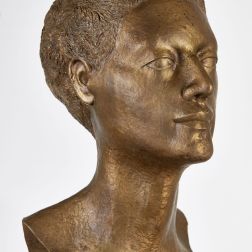 Bronzeguss patiniert